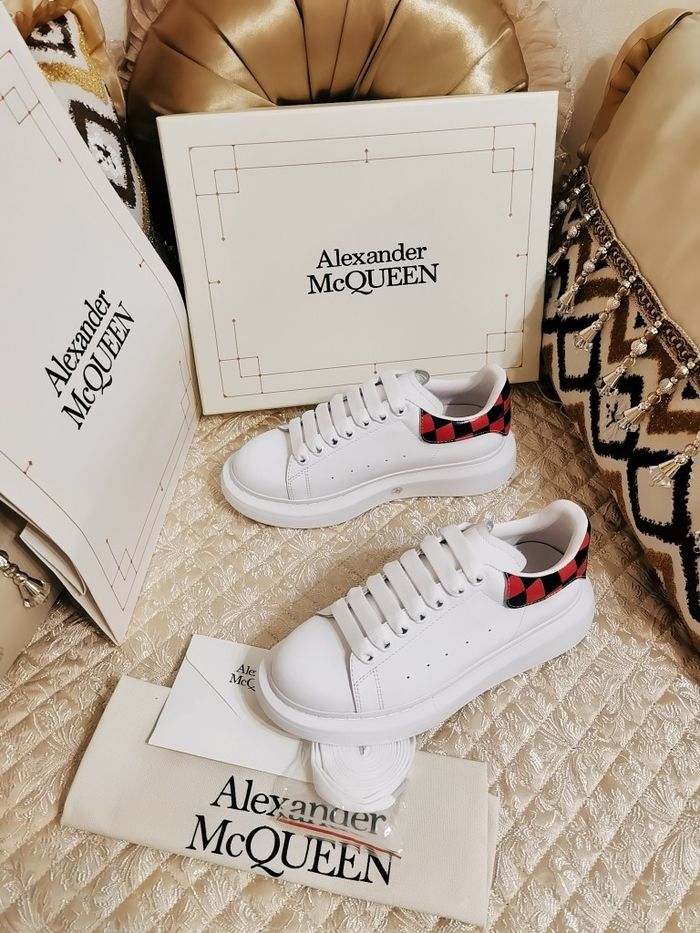 Alexander Mcqueen Couple Shoes AMS00012